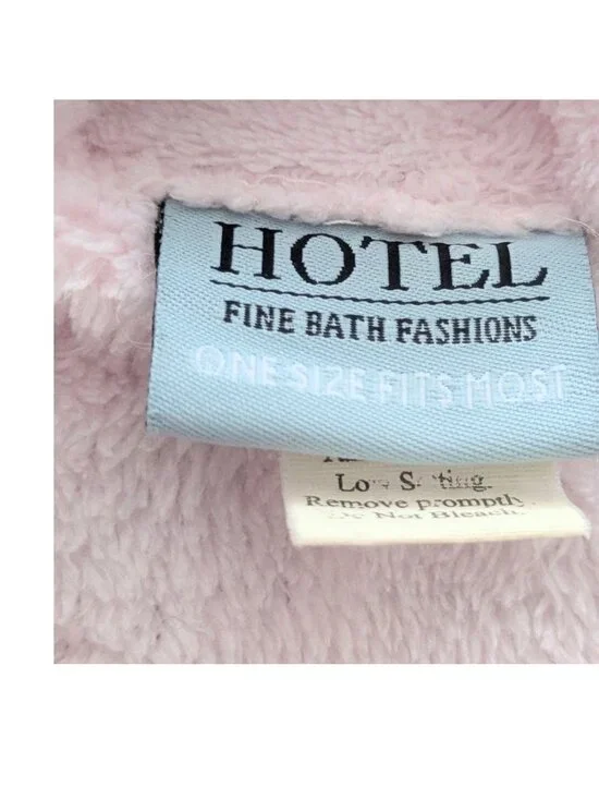 Hotel Collection Pink Plush Fleece Robe One Size Belted Bathrobe w/ Pockets - Picture 4 of 6